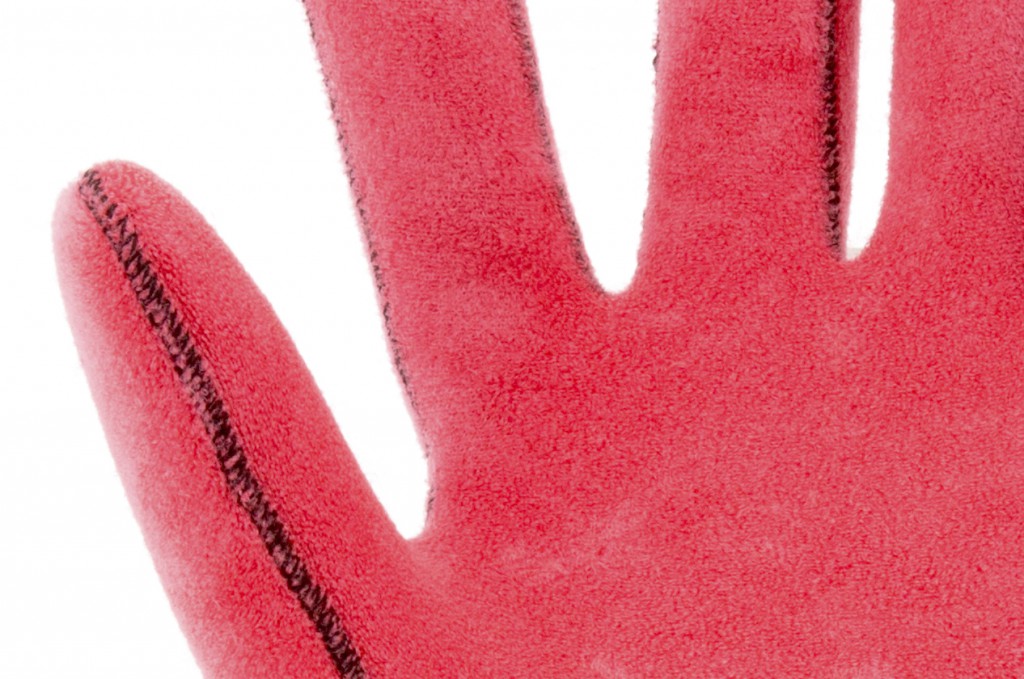 glove1-3-1024x679